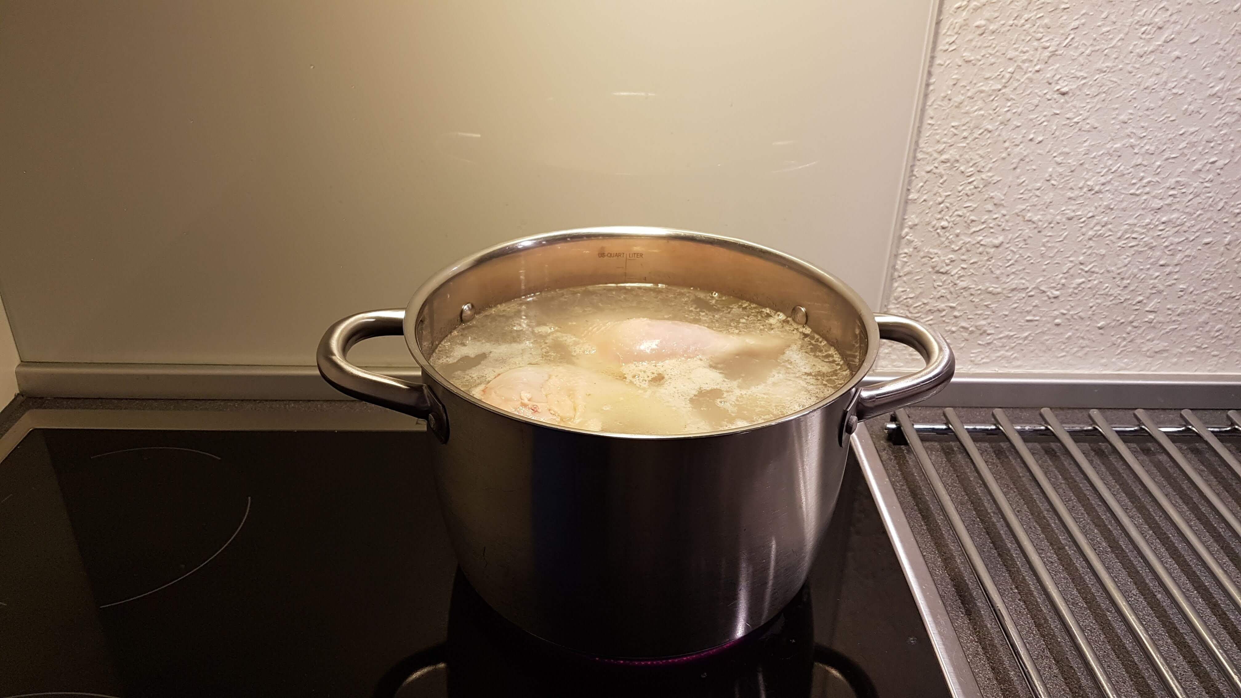 Husk at skimme vandet, hvis du vil gemme det til suppe